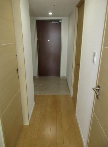 ※同仕様写真含む(玄関)