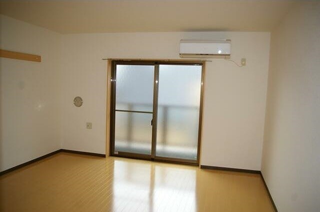 ※同仕様写真(居間)