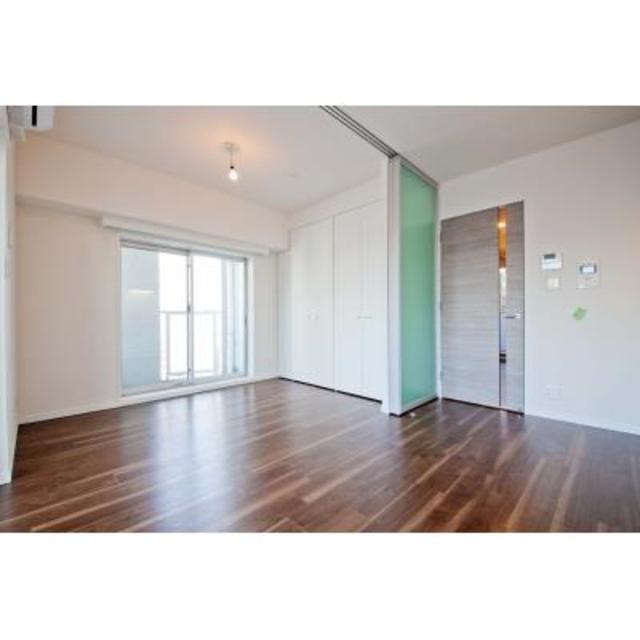 ※写真は同タイプ住戸です。(居間)