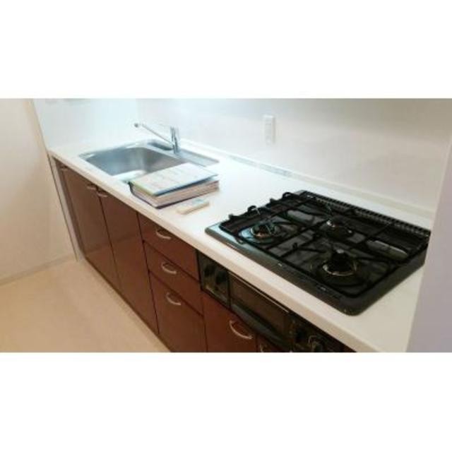 ※写真は同タイプ住戸です。(キッチン)