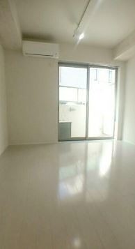 ※同仕様写真含む(居間)