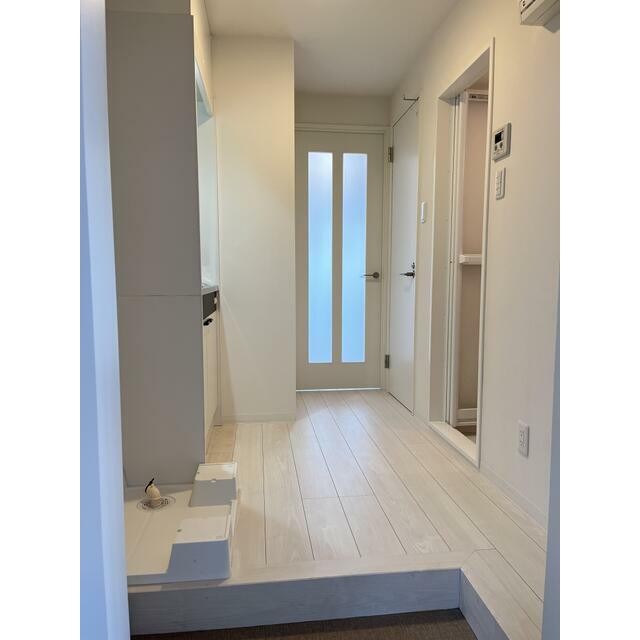 ※同仕様写真(玄関)