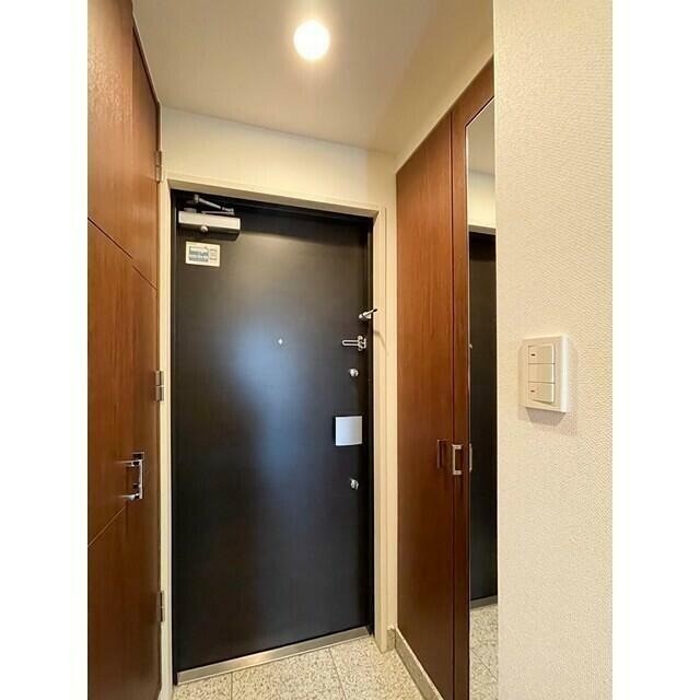 ※同仕様写真(玄関)