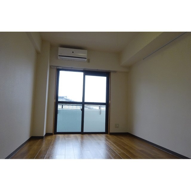 ※同仕様写真含む(居間)