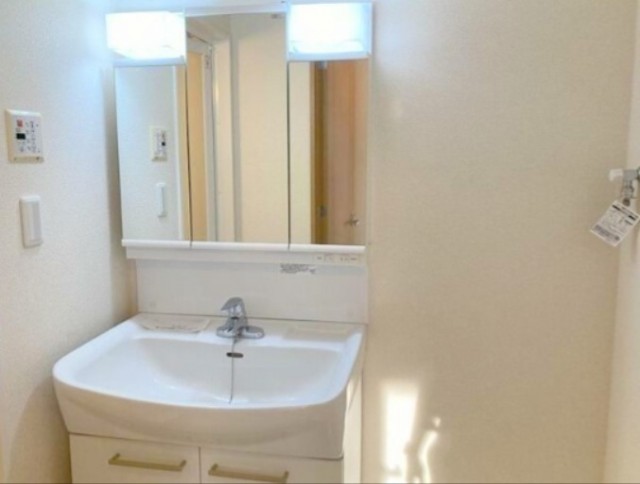 ※同仕様写真含む(内装)