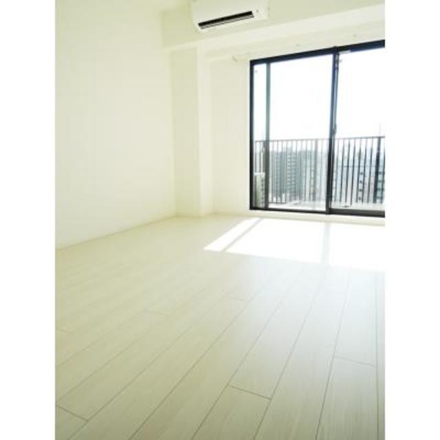 ※写真は同タイプ住戸です。(居間)