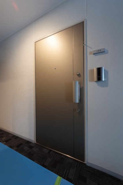 ※写真は同タイプ住戸です。(玄関)