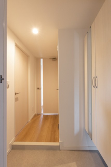 ※写真は同タイプ住戸です。(玄関)