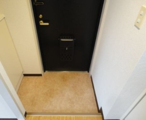 (玄関)