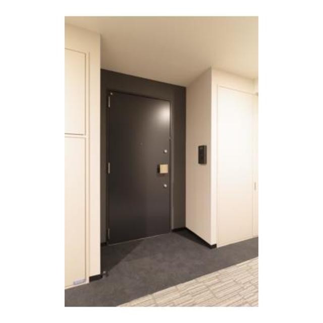 ※写真は同タイプ住戸です。(玄関)