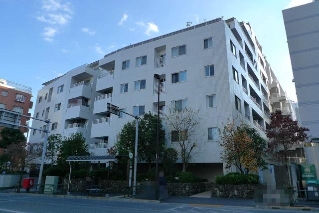 新宿区新宿７丁目 【賃貸居住】マンション