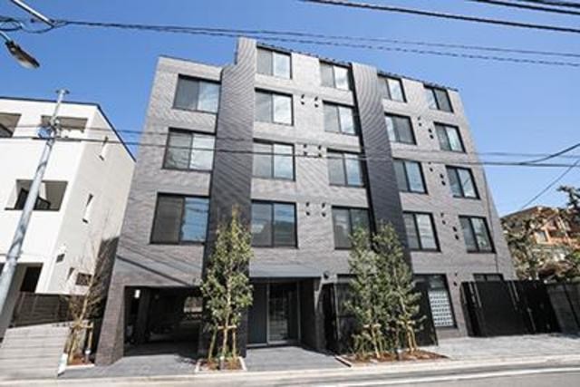 新宿区二十騎町１０丁目 【賃貸居住】マンション