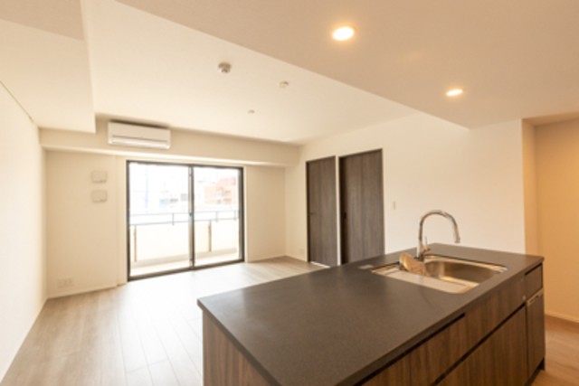 ※写真は同タイプ住戸です。(居間)