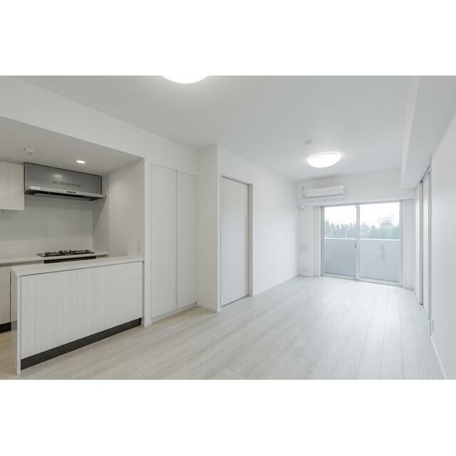 Bタイプ2023年5月撮影 同タイプ502号室の写真です。(居間)