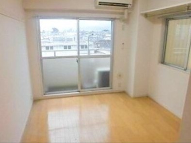 ※同仕様写真含む(居間)