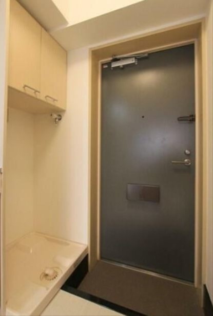 ※同仕様写真含む(玄関)