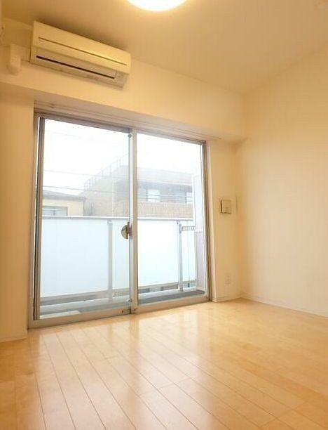 ※同仕様写真含む(居間)