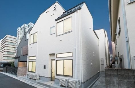 駒沢大学駅（1403m）(外観)