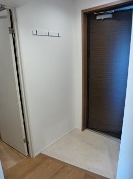 (玄関)
