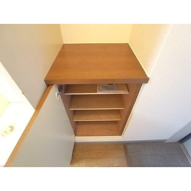 収納 シューズボックス