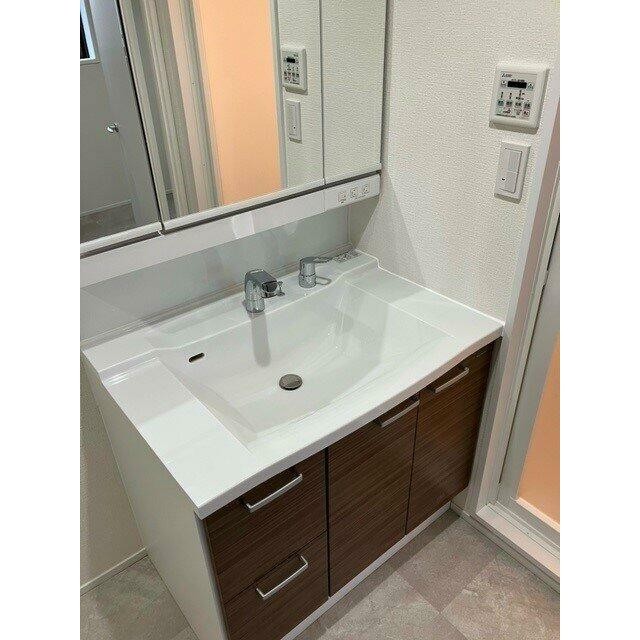 ※同仕様写真含む(内装)