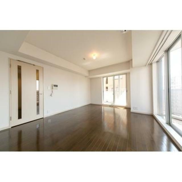 ※写真は同タイプ住戸です。(居間)