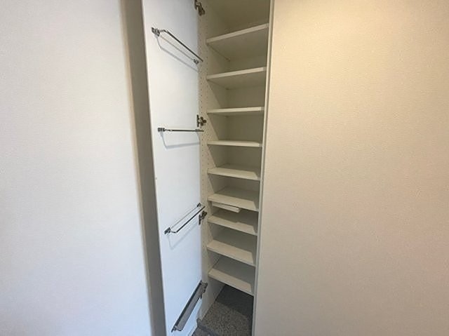 ※同仕様写真(玄関)