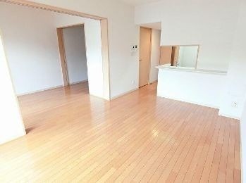 ※同仕様写真含む(居間)