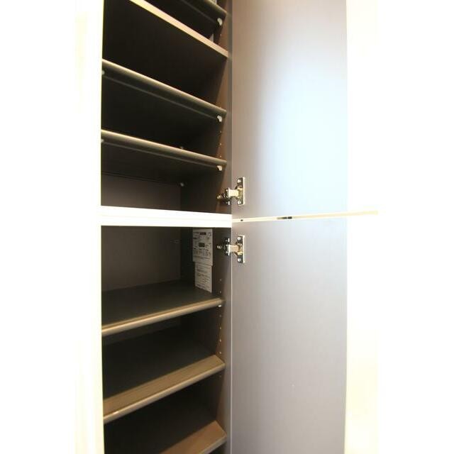 収納 シューズボックス