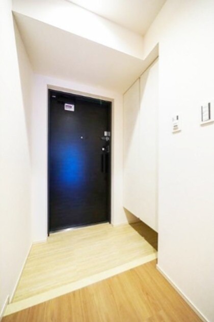 ※同仕様写真含む(玄関)