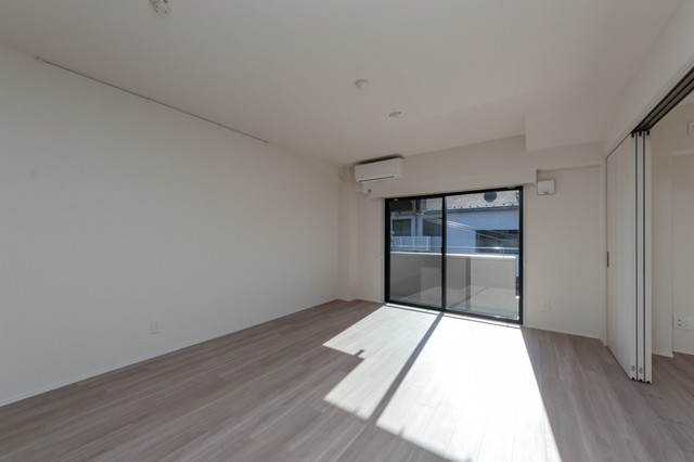 ※写真は同タイプ住戸です。(居間)