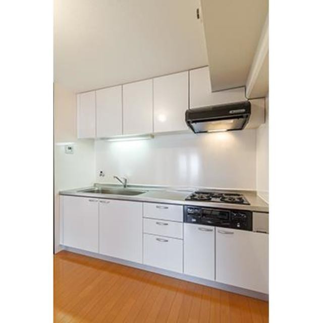 ※写真は同タイプ住戸です。(キッチン)