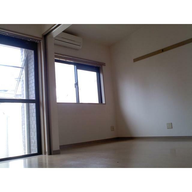 南側リビングダイニング