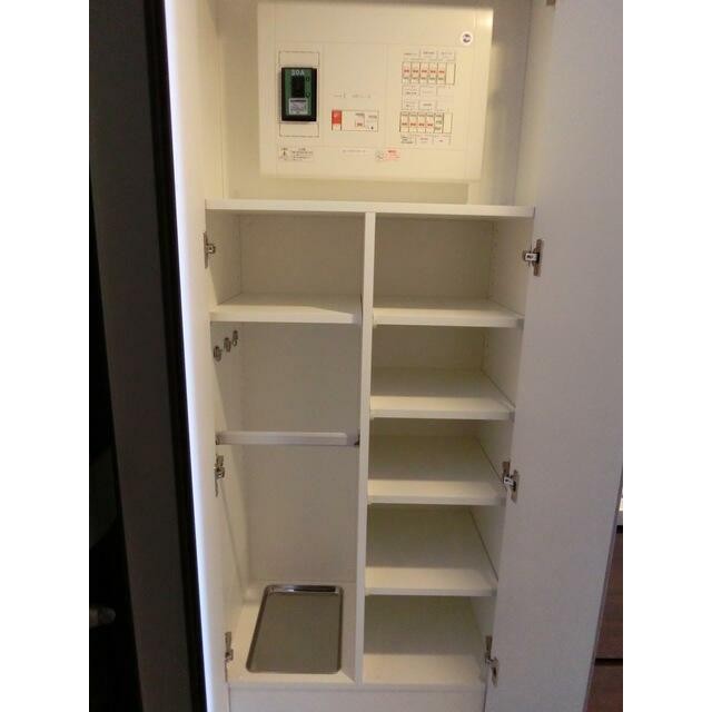 Dタイプ2015年3月撮影 同タイプ1005号室の写真です。(内装)