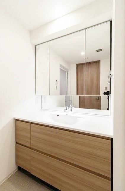 ※同仕様写真(内装)