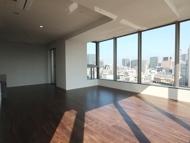 ※写真は同タイプ住戸です。(居間)