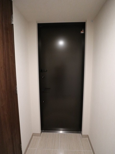 ※写真は同タイプ住戸です。(玄関)
