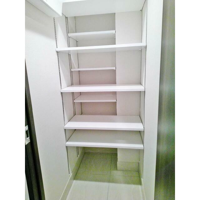 シューズインクローゼット(内装)