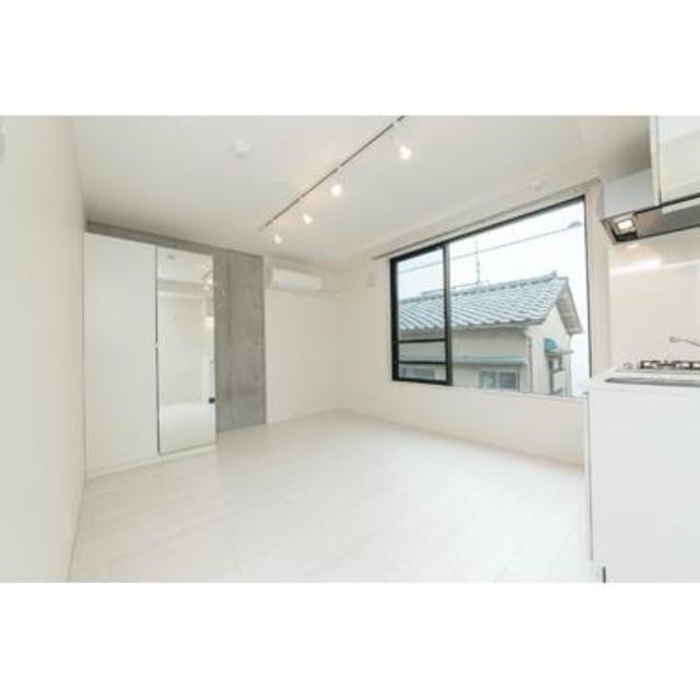 ※写真は同タイプ住戸です。(居間)