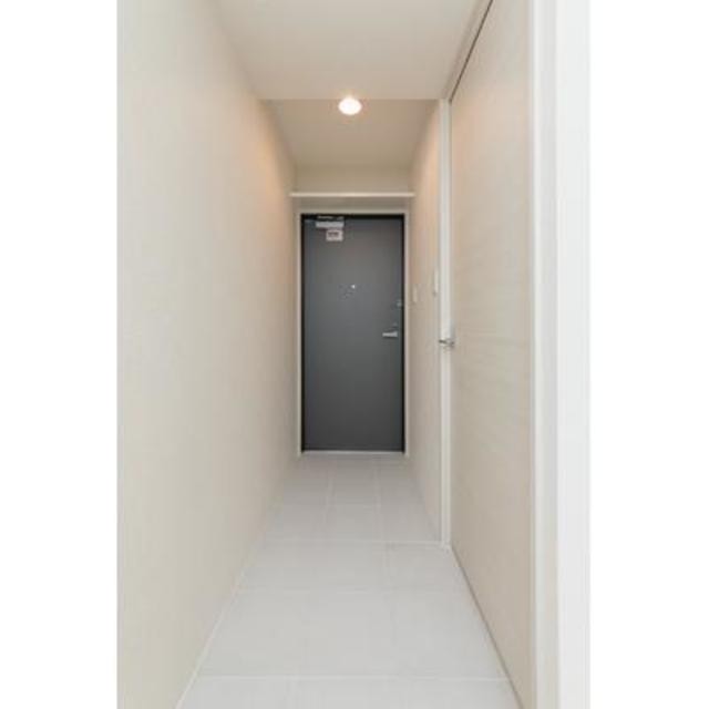 ※写真は同タイプ住戸です。(玄関)