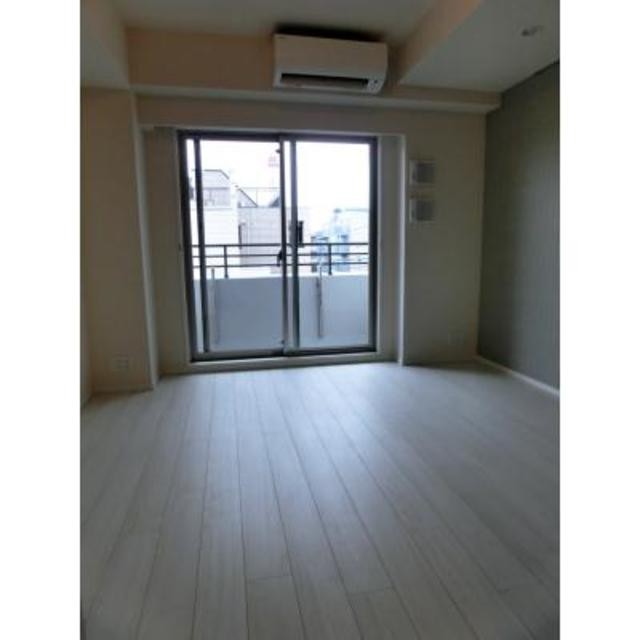 ※写真は同タイプ住戸です。(居間)