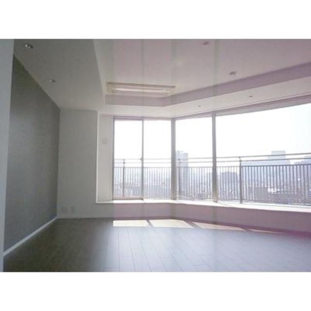 ※写真は同タイプ住戸です。(居間)