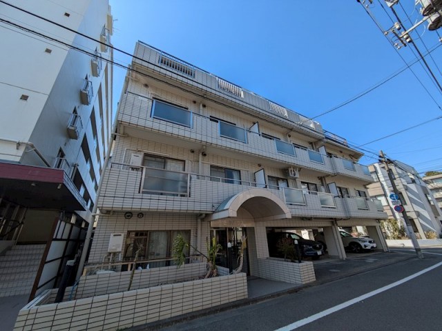 世田谷区下馬２丁目 【賃貸居住】マンション