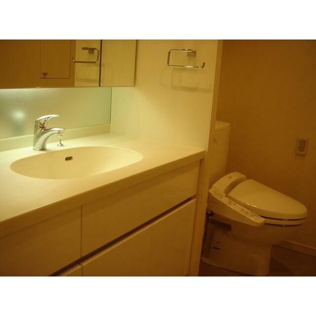 ※同仕様写真含む(内装)