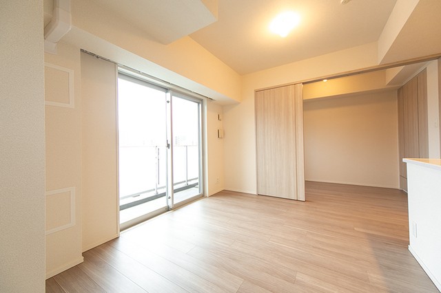 ※写真は同タイプ住戸です。(居間)