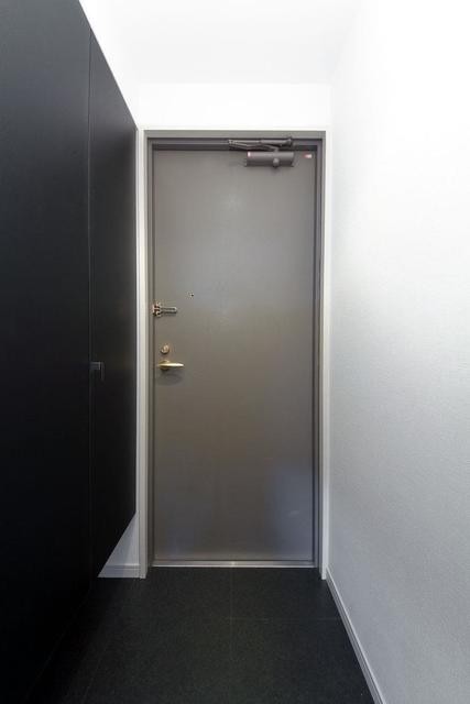※写真は同タイプ住戸です。(玄関)