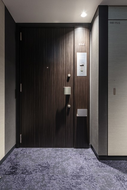 ※写真は同タイプ住戸です。(玄関)