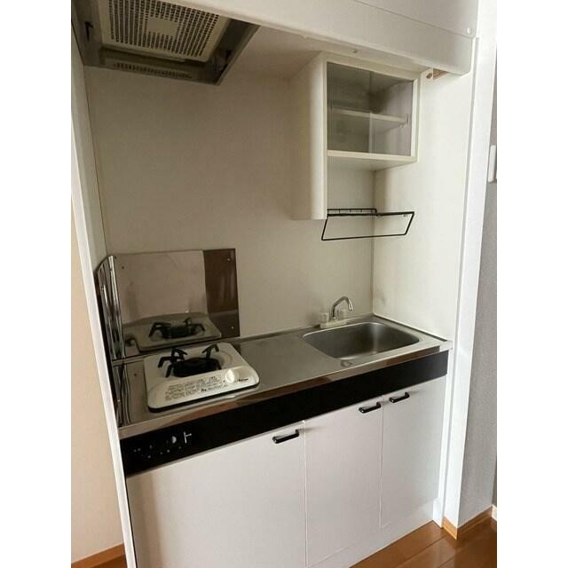 ※写真は、同タイプ103号室のものです。(キッチン)