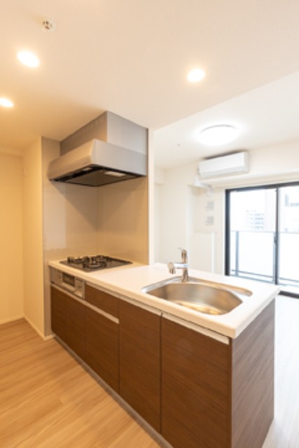 ※写真は同タイプ住戸です。(キッチン)