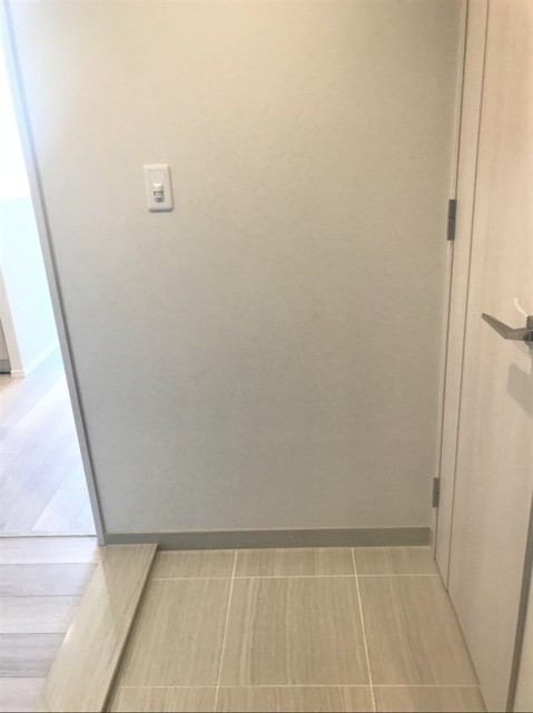 ※写真は同タイプ住戸です。(玄関)